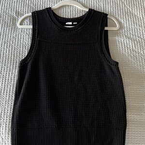 Gap Women’s Sweater Vest